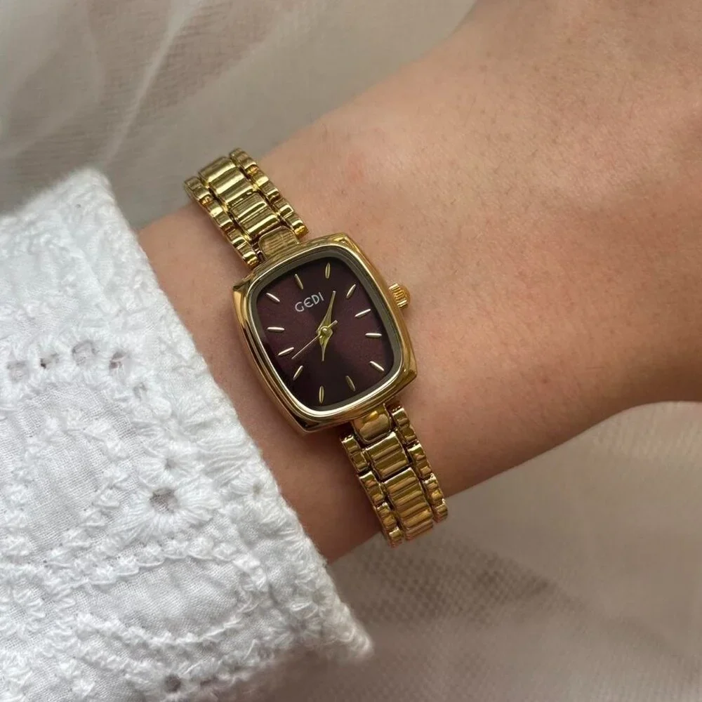 SKU0077‎ Gold Red dial Women Fashion Square Watch Stainless steel + gift bag
